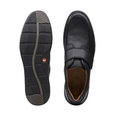 Clarks Un Abode Strap Wider Fit-Black Leather